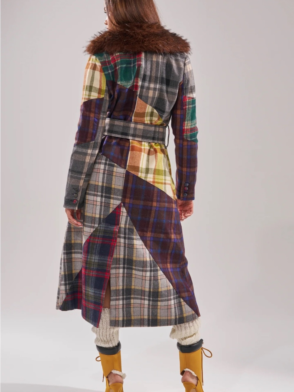 AKIRA Multicolor Plaid Wool Belted Trench Coat with Faux Fur Collar - Picture 3 of 4